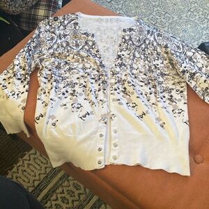 3/4 sleeve sweater blouse